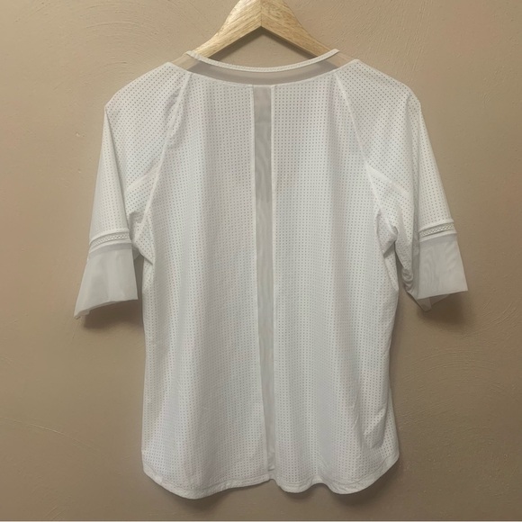 Lululemon Var-City 1/2 Sleeve in White - Picture 5 of 13